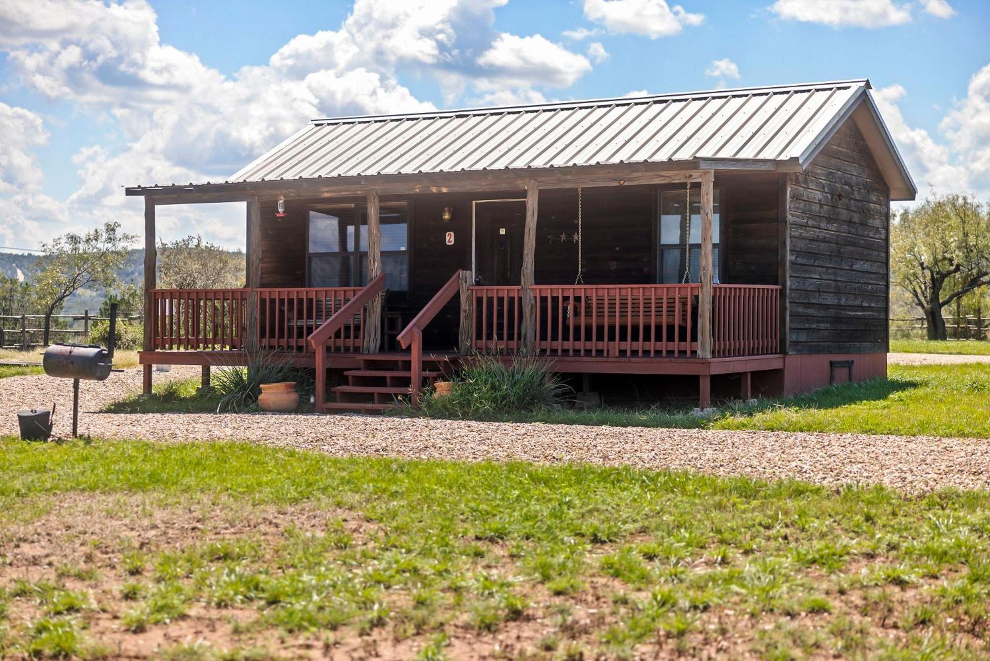 Enchanted Rockview Cabins Crabapple المظهر الخارجي الصورة