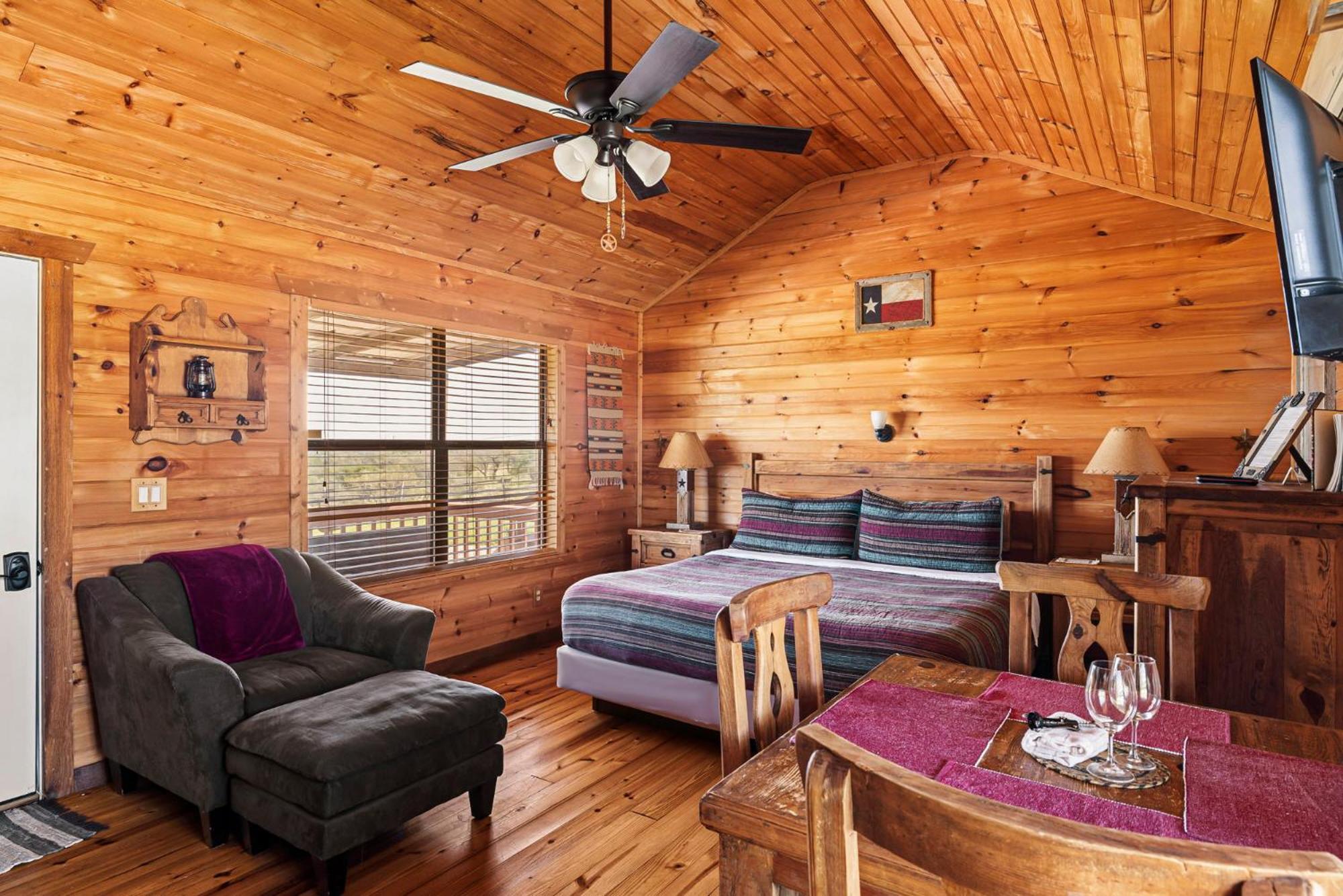 Enchanted Rockview Cabins Crabapple المظهر الخارجي الصورة